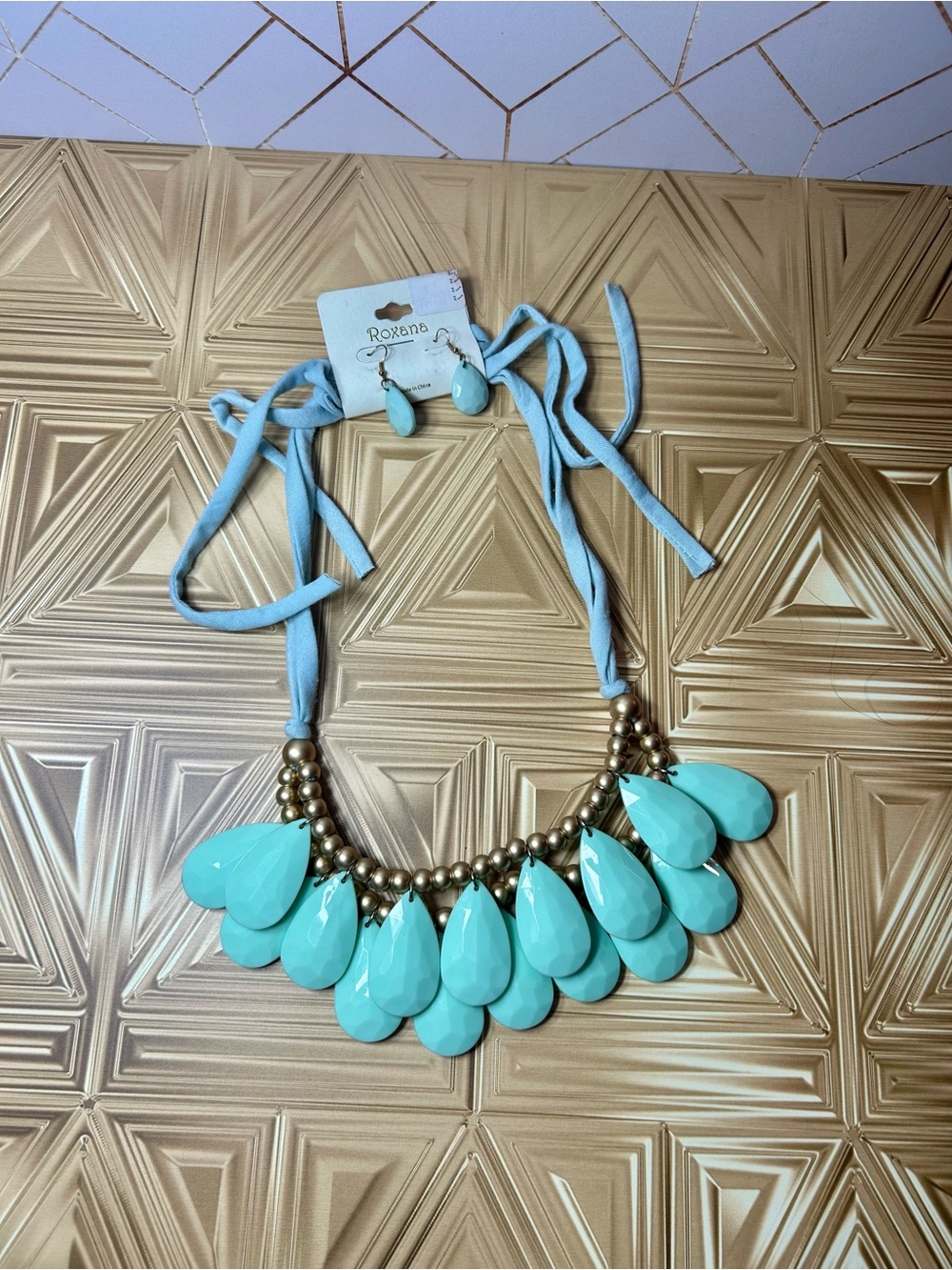 Roxana Light Blue Teardrop Necklace and Earring Set